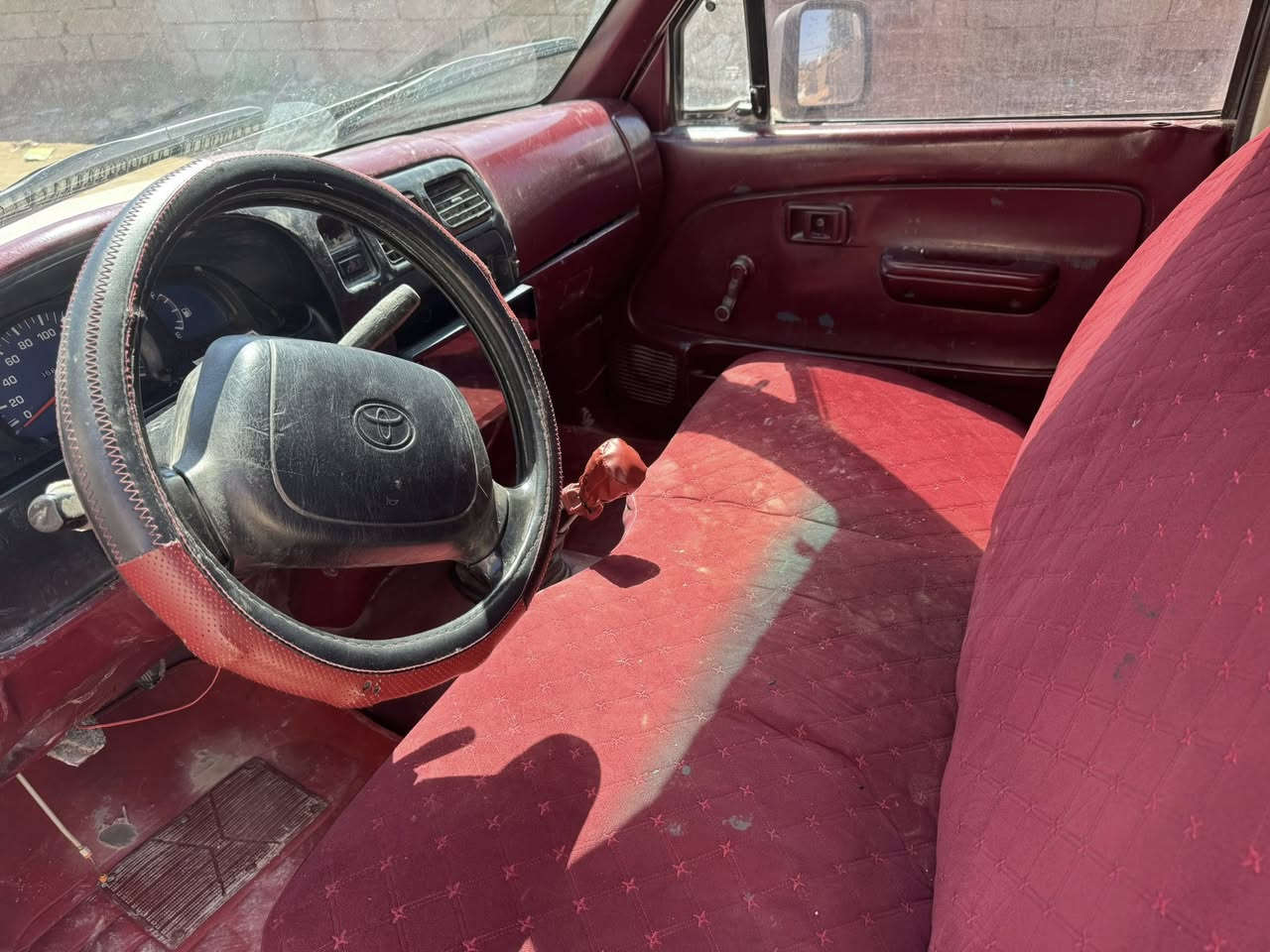 سلام عليكم 
بيكم تيوتا للبيع موديل1998 شاصي مكفول محرك جديد بخاخ تخم تاير حداديه جديد 
سعر 55
رقم تليفون *********** بيه وتساب
