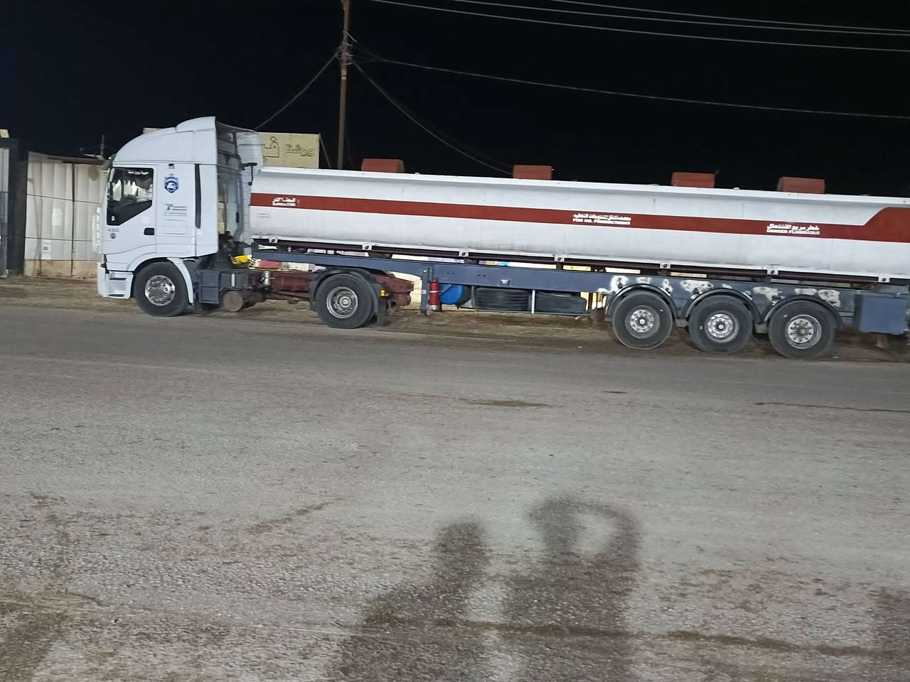 السلام عليكم افيكو موديل 99 تبريد تخم تاير مكينه كير خير من الله  تكيال سنتين جي بي اس جديد 
مكاني بغداد اليوسفيه *********** السعر 170
