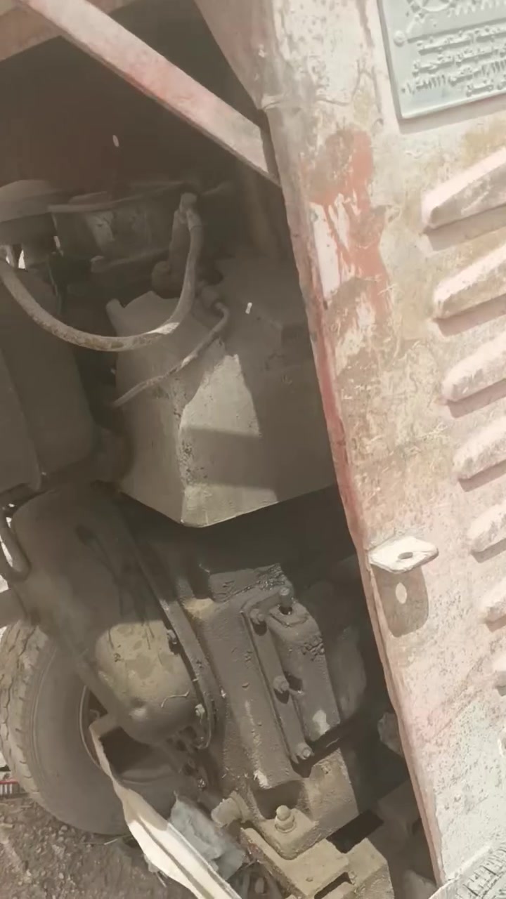 سلام عليكم خباطة لل بيع نضيف جدر نضيف شاصي نضيف محرك من اول هندر تشتغل خباطة لبنانية الاصليه بيها نهضة العنوان السماوة طريق سماوي رميثة قرب معمل لوجين يم حسينيت علي الكبر رقم الهاتف ***********
