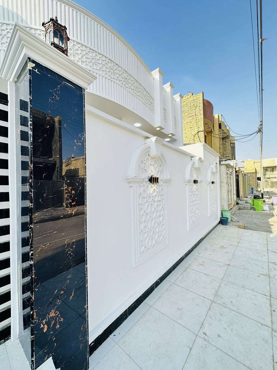 اللهم صل ع محمد وال محمد
السلام عليكم بيت للبيع جاهز للسكن بناء حديث شغل فول مواصفات طابق واحد مساحته 200 متر في ميسان نهاوند 11 
للاستفسار والتواصل ع الرقم 
***********
