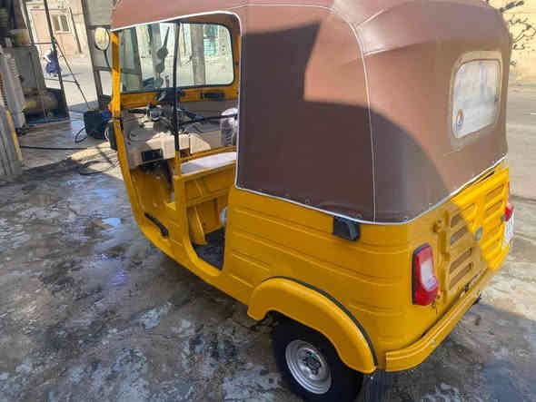 تكتك 21 شهر 11 كفاله عامه محرك ع شرط رقم بغداد تحويل ثاني يوم السعر 3 ملاين و 200
الي مو شراي لايتعبني رجائا...

واني محتاج البيع مالته. 

‭0770 277 3881‬

‭0770 289 5735‬

***********
