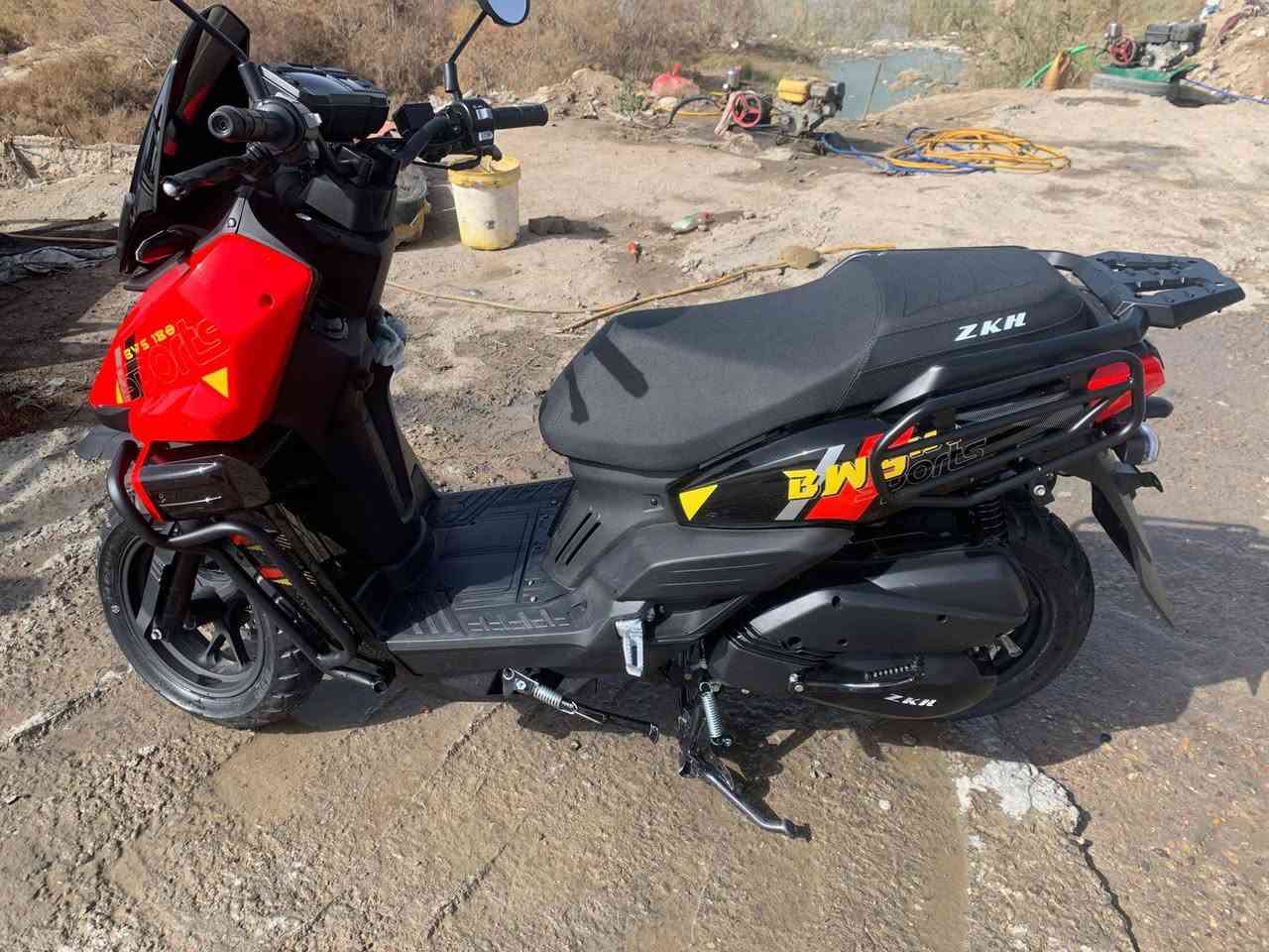 سلام عليكم  دراجه البيع جديده مامفتوحه   *********** البصره القرنه مليون 600بيهه مجال
