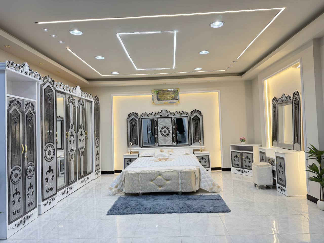 السعر // مليون فقط 😍

🔅تفاصيل الغرفة المرمري  ....

 خارج ٤ملم ام دي اف 🔺
وداخل معاكس ٣ملم 
صبغ حراري  درجة اولى 

عدد القطع  ٧ قطع 😍
🔺1 //جرباية  قياس  ١٦٠ × ٢٠٠ 
🔺//ميز جانبي ايسر قياس ٥٠
🔺2// وميز  جانبي  قياس ٥٠
🔺3// زاوية ارتفاع مترين عرض ٨٠
🔺4// وميز بلازمه  
🔺5//وميز مراية ارتفاع مترين عرض ١٢٠
🔺6// وكنتور ٦ باب  ارتفاع مترين و١٥ طول ٣ متر و١٥

القطعه الثامنة حسب الطلب شازلون
سعرها ٥٠ الف ❤️

(توصيل مجاني مركز بغداد )
التوصيل يشمل الشد مجاني 🔥
(اطراف ٥٠)
باقي المحافضات حسب البعد
شازلون سعرها ٥٠ الف
شازلون مخزن ٧٥ الف


**إذا كنت صاحب هذا الإعلان وتريد حذفه لأي سبب، رجاءا أرسل رسالة إلى الدعم الفني**