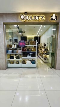 محل للبيع عدم التفريغ محل كامل مكمل تجي بس تستلم سعره جداً مناسب 10 مل...