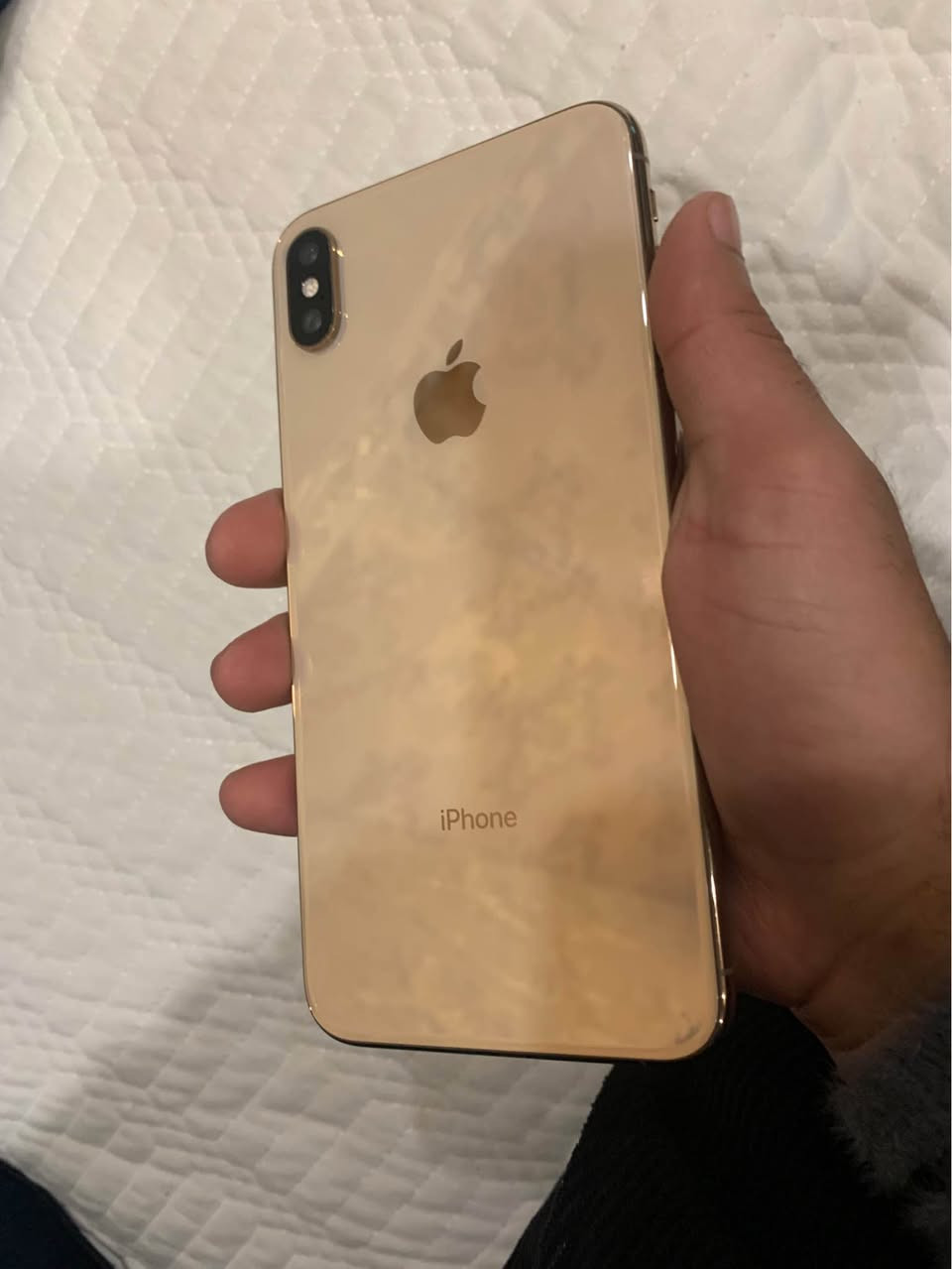 Battery %88 گۆڕاوە 
256GB 
2sim card 
موبایلەکە زۆر بێ کێشەیە بەس پاتری گۆڕایە فەیس ایدی یش ناکات لە هەولێرم گەیاندنم نییە 
واتس اپ ***********
119$ مەحمەلە
Admin❤️ أربيل, العراق
