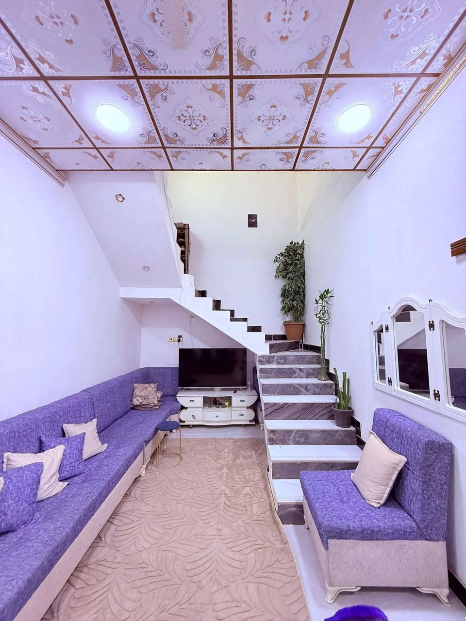 دار سكن #للبيع 🏠
ملك صرف زراعي عراقي نموذج 25
.
#المساحة :: 100م / 
البناء حديث وشغل مرتب وسعر مناسب 
#السعر62 مليون قابل للتفاوض
📍 ابي الخصيب - البهادريه
#يحتوي :: طارمة . استقبال . صحيات خارجية .
صالة واسعة . غرفتين منام . صحيات داخلية .
مطبخ . منور خدمات .
#للإستفسار ::*********** سجاد المالكي
