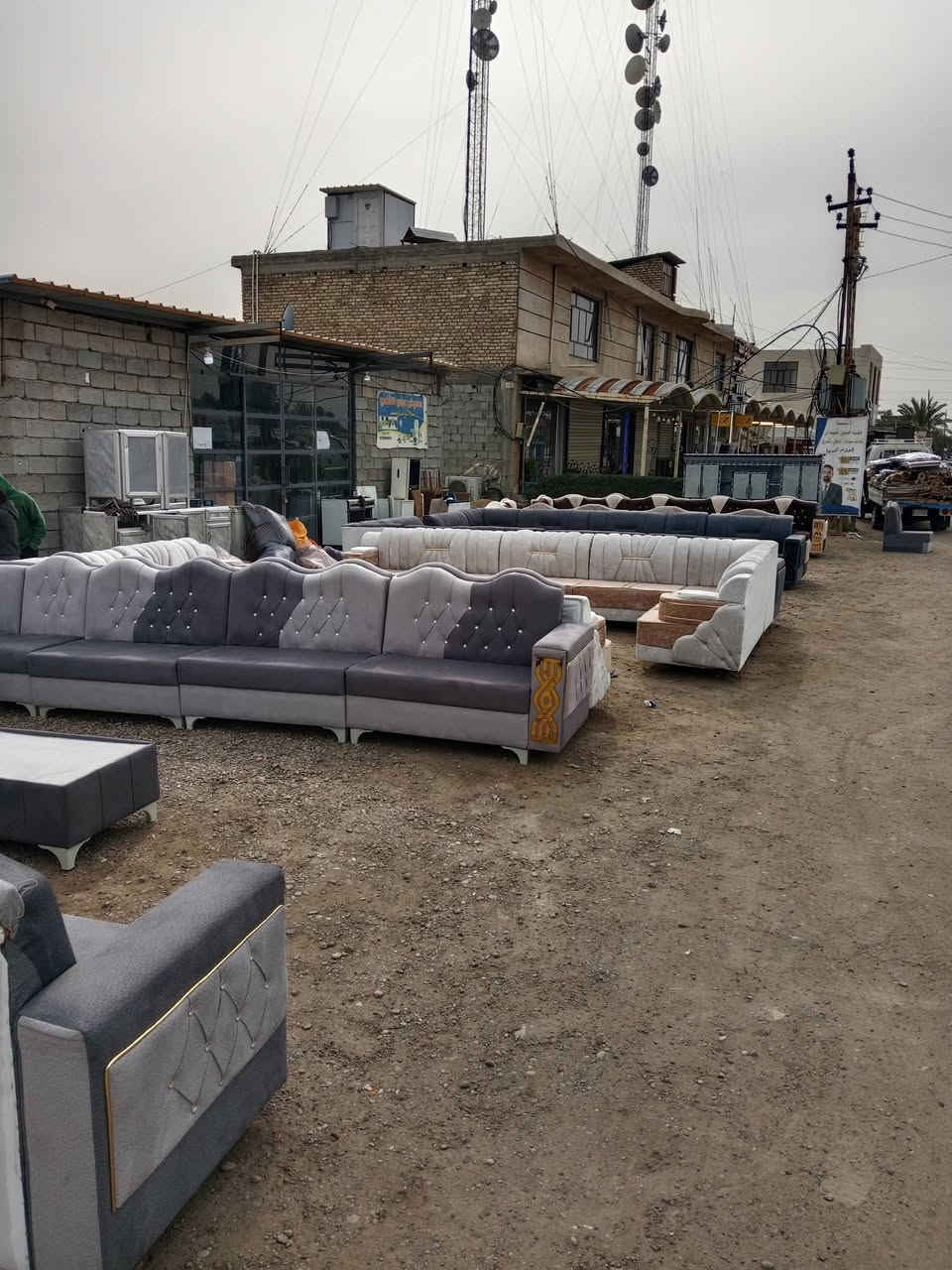 وصلت حاويات ديوانات الموديل الجديد هوايه موديلات احتي معرض علي اللافي 🦅
العنوان التاجي عل شط الشيخ حمد نزلت الحصيوه مجاور صيدليه ساره الاستفسار ***********واتساب كورك
***********
