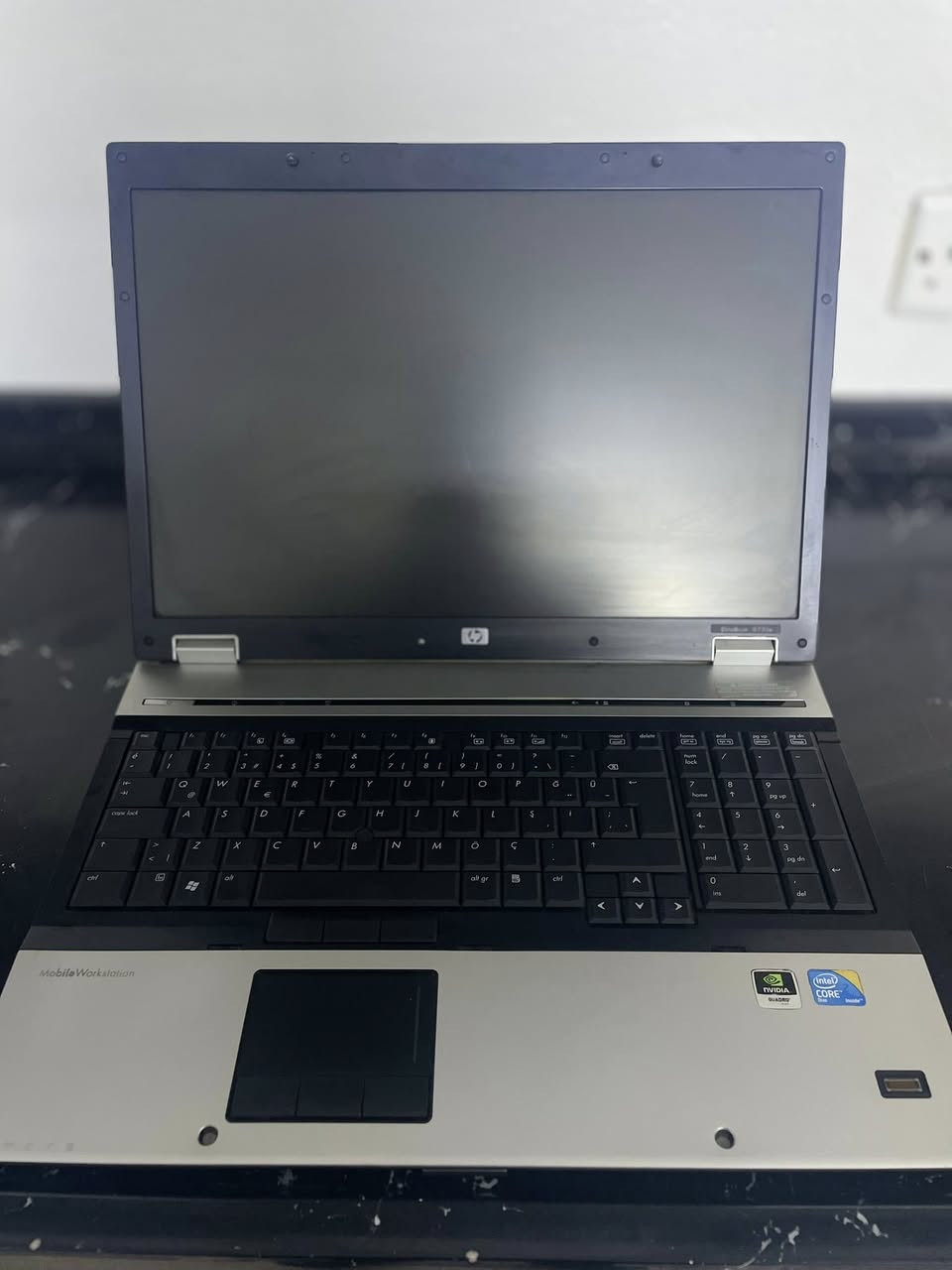 ‏لابتوب ايش بي   *********** سعر300 بيها مجال full مسقط كل شي شغال
