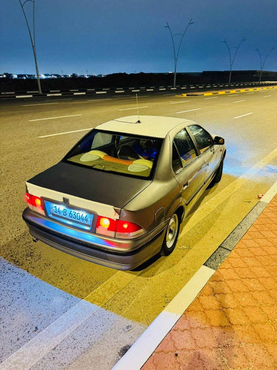 السلام عليكم سمند 2012 رقم بصره باسمي سنويه مجدده لغاية2030 السياره كفاله من الضربه فقط مصبوغه جماليه اثر جراد وصورهه عندي... كير محرك حداده تبريد تخم تايرر كهربائيات كلهه شغاله دواخل حلوه مكاني بصره القبله السعر45 وبيهه مجال للشراي***********
