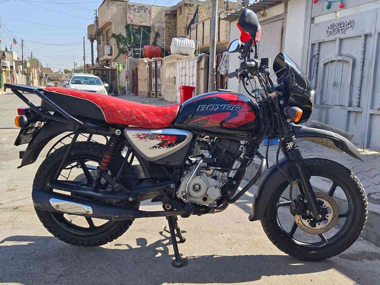 سلام عليكم بوكسر للبيع دراجه نضيفه وحلوه المكينه مجفته غراضها كله شركه مرقمه رقم بغداد
 
موديل :2022شكل 23
السعر: 2150 مليونين و 150الف وبيها مجال 
العنوان: بغداد الحسينية الراشديه
رقم:***********
