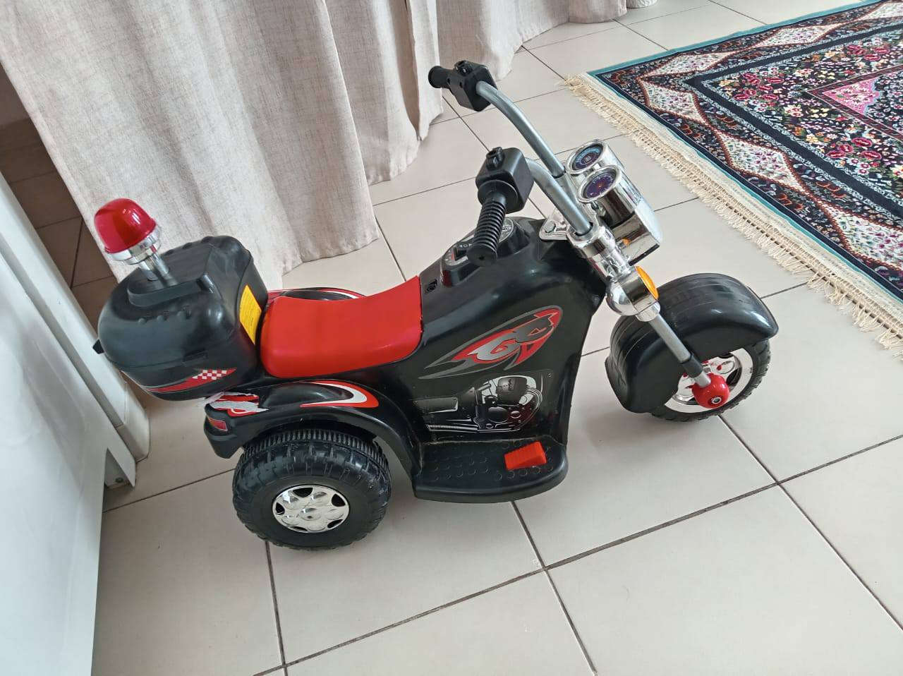 دراجه شحن جديده  شغاله مستعمل سبوعين نضيفه كلش اخذته ب٥٠ 
اريده ب٤٠


**إذا كنت صاحب هذا الإعلان وتريد حذفه لأي سبب، رجاءا أرسل رسالة إلى الدعم الفني**