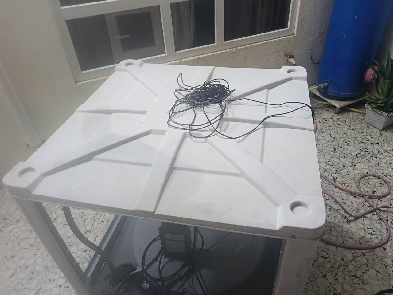 6.5 ی توێتا فول انڤێتەر بەنیو ئەمپێر کارئەکات 120 دەرەجە بەشەرتی بێ عەیبی زۆر جوانە هی ماڵی خۆمە بۆماڵێکی 200 مەتر ئەبێت شوێن سموود نرخی 325هەزار بەشەرت ***********
