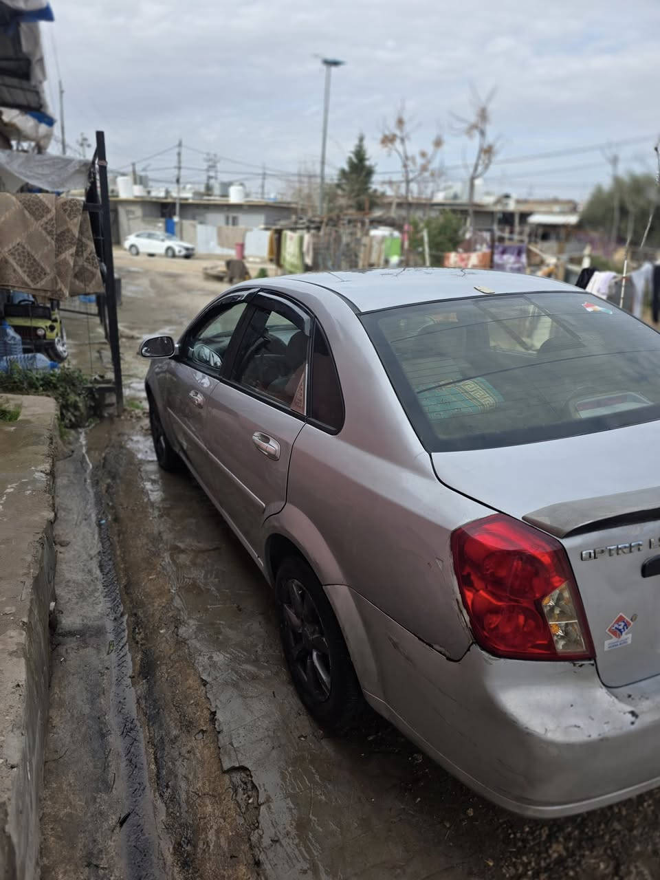 للبيع أوبترا 2009 
قطعتين صبغ  سنوية جديدة حتى 2030 رقم جديد 
سعر 75 ورقة 
رقم ***********
