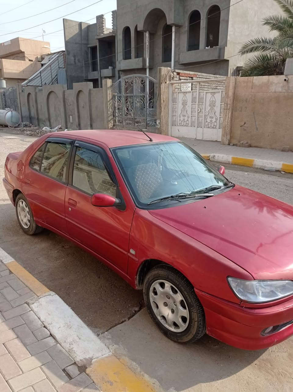 السلام وعليكم السياره بيجو306 موديل 2002سنويه لل28هزه لل7سته وعشرين سياره بلاد مال جناي  سياره طبه ماتحط غير بانزين توكل علا الله (السعر 55بيه مجال بسيط الموشراي لاتعبني ***********
