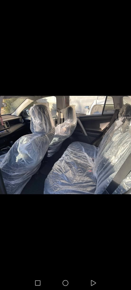 ڕافۆر مۆدێل 2018بۆفرۆشتن فولە بە س دە بل ئەکسل نیەو کوشین جلد نیە هیچی نیە 
سحری 180 
***********
