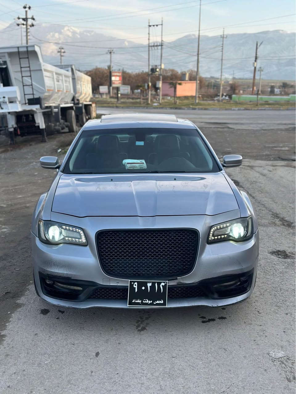 2017s
فول په رده كوشن s ساخه
كوشن خه زن كاره با
سوكان هيته ر 
په رده شه خال ساخ ساخ
سى بارجي بوياخه 
ده عمو ليدانى نيه گيرومه كينه 
پانوراما هه موى به شه رت
سه ياره كه تازه داخيله مالى 
مه ده نى به شه رت
يه ك دينار مه سره فى نيه 
مالى دوسته
***********
شوين قه لادزي
١٠٦ بشدار, السليمانية
