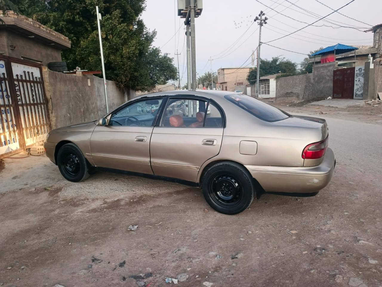 السلام عليكم كرونه رقم نجف مكفوله من الكص ونقل جثه وتحويل وحادث قوي مكينه وكير لا تنقيص ولا تبخير حداديه جاهزه سنويه بعد 3 اشهر وتسقط السعر 43 وبيه مجال قليل مكاني نجف ***********
