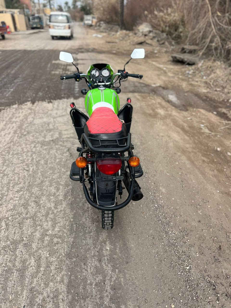 سلام عليكم دراجه دايون كلاسك مديل 2023 اصوليه بيه عقد مرور و محدد لون اخضر دراجه شوفت عينك ماعايزه شي كله شغاله شعندك مراوس نزل
📍 العنوان بغداد
📞 الرقم*********** 
و الرزق يلجميع ان شاالله ❤️‍🔥🫡
