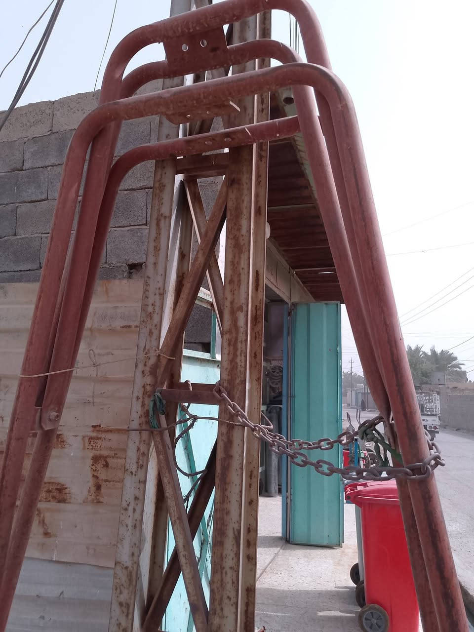 ونج مستعمل كامل بسعر مناسب للاستفسار ***********
