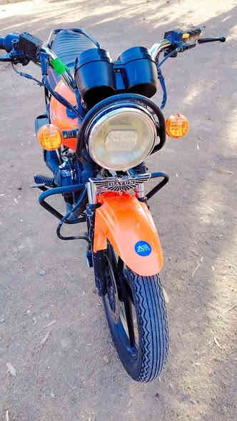 يالله السلام عليكم دراجة البيع دايون موديل ٢٢ أوراق سنساخ دراجه مكفول كفالة عامه ٠ دراجة كامله كله شغال كهربائيات كيوجه كلها شغالة بشرط انضف من الصوره
السعر مليون وبيك مجال اتصل وبيك خير وتدلل ***********
