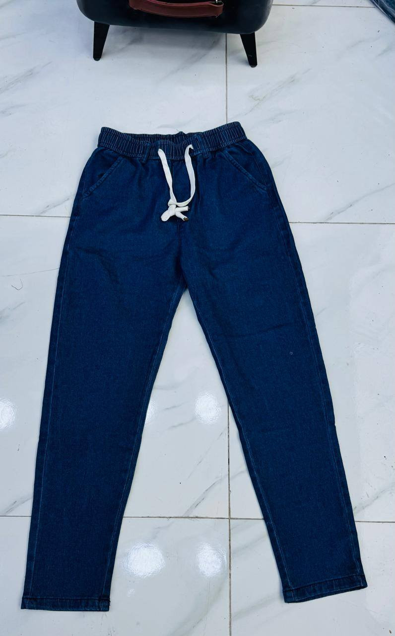 🔥 وصل الجديد – بناطيل سكوباي (سويتبانت جينز) 🔥
ستايل شبابي مميز + راحة عالية 👌
👖 خامة ممتازة ومريحة للبس اليومي
🎨 ألوان متعددة تناسب كل الأذواق
✨ تصميم عصري (رباط + مطاط خصر)
📏 القياسات المتوفرة: من 29 إلى 38
🚚 توصيل لجميع المحافظات
📦 البيع جملة فقط وبأسعار منافسة
📍 لا تفوتك الفرصة – الكمية محدودة


**إذا كنت صاحب هذا الإعلان وتريد حذفه لأي سبب، رجاءا أرسل رسالة إلى الدعم الفني**