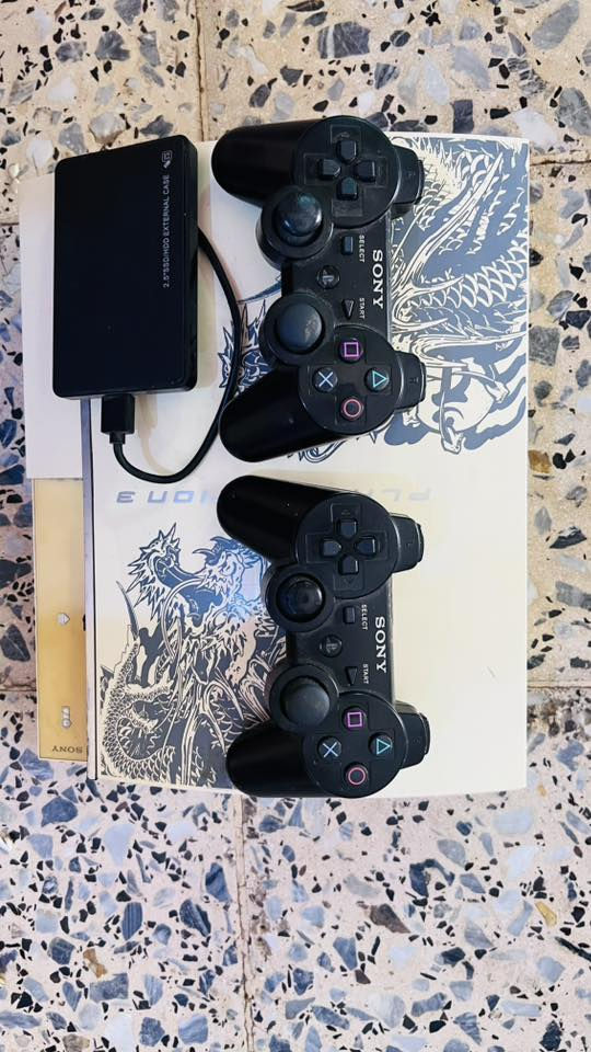 بلي ستيشن ٣ مهكر نسخه Ryu ga Gotoku 3 Kamutai Pack (نسخة Yakuza 3 الاصلي) نضافه ٩٥/١٠
هارد٥٠٠ يحتوي على العاب قويه

كيبل hdm الاصلي 

جوستيك عدد ٢

 كيبل شحن جوستك مكان  سماوه رميثه  عندي توصيل

السعر ١٠٠ بي مجال بسيط متحصل هيج نضافه بهيج سعر


**إذا كنت صاحب هذا الإعلان وتريد حذفه لأي سبب، رجاءا أرسل رسالة إلى الدعم الفني**