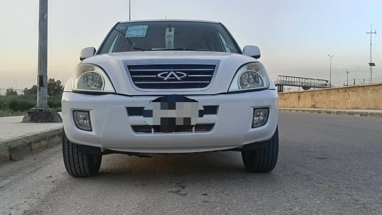 يالله سلام عليكم تيكو للبيع 2012 كفاله عامه سياره جديده محرك 2000 كير ميكانيكي المرغوب تبريد تدفه تخم تاير جديد رقم بغداد نكليزي وسنويه وهزه جديده سياره بسمي  موجود فيديو موضح كلشي بيه سونار موجود شاشه كامره فتحه اخوان السياره كفاله عامه من صبغ وفتح وتعديل وتبديل مابيه السعر 67 وبيه مجال تليفون ***********,,, *********** مكان واسط العزيزيه
