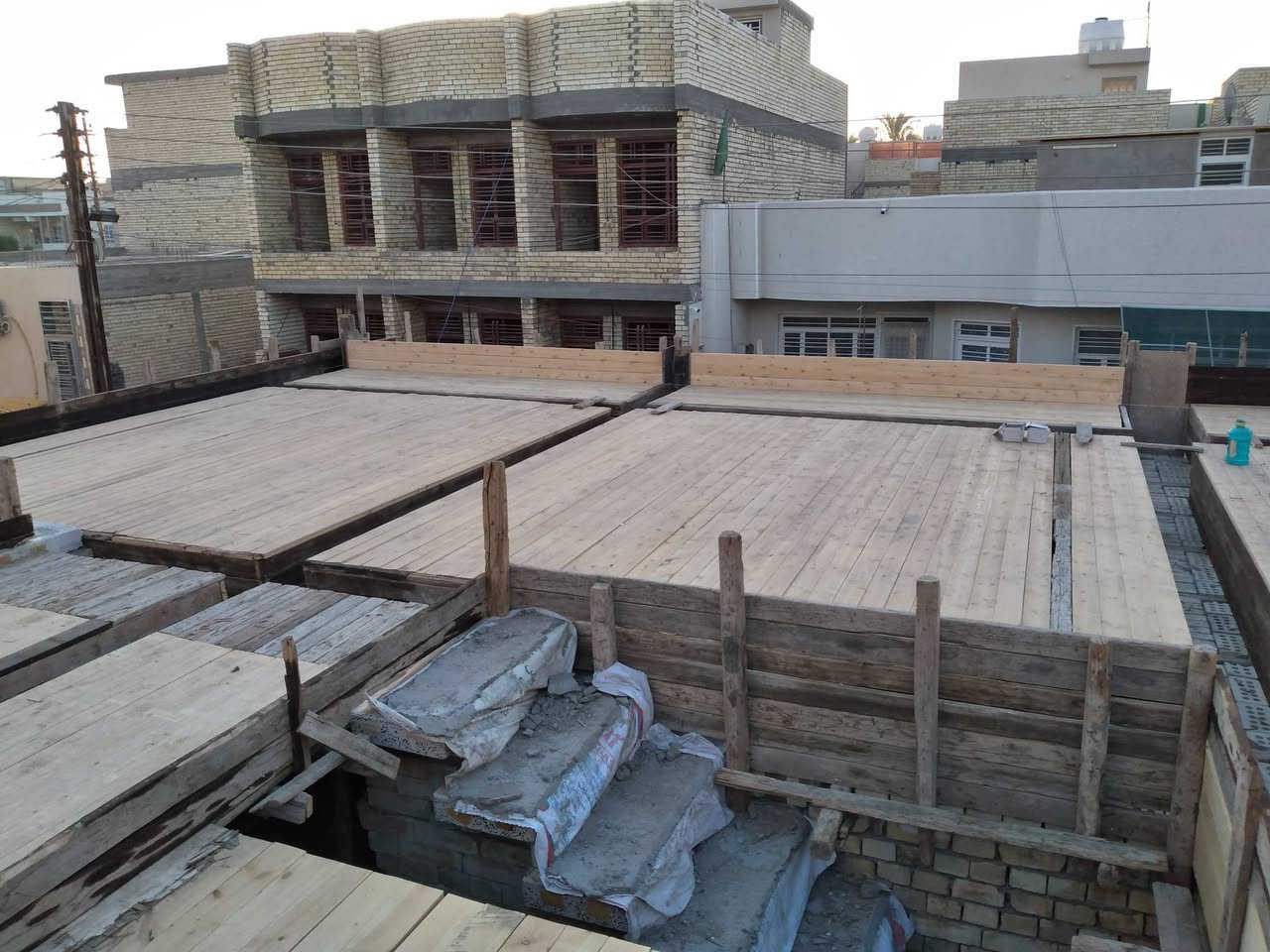 نجار قالب بغداد الشعب ***********وسام حالين متفرق
