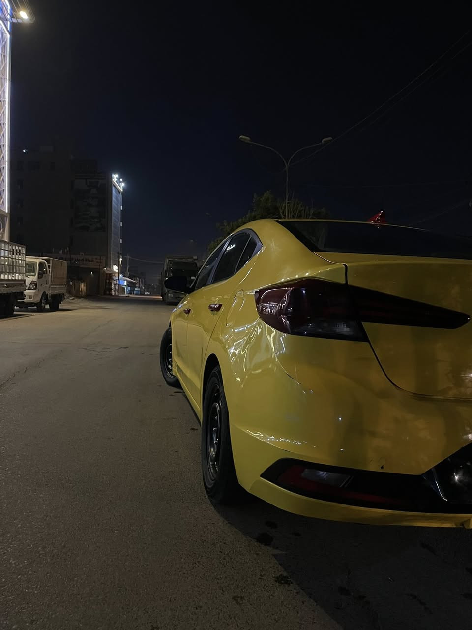 سلام عليكم
1-الاسم/الانترا

2-موديل/ 2020

3-مكينه /2000دوش

4-كير/IT

5-تحكم ستيرن

6-تحديد مسار

7-نقطه عمياء

8-مانع تزحلق

9-شاشه كار بلي جبيره

10-كامره خلفيه

11-حساس تصادم +حساس خلفي

12-عليها عدسات LED

13-حداديه السياره حلوه

14-ويل اسود

15-هزه جديده رقم بغداد مميز
16-داخل عسلي و اسود

هـ *********** 

بيع او مراوس
