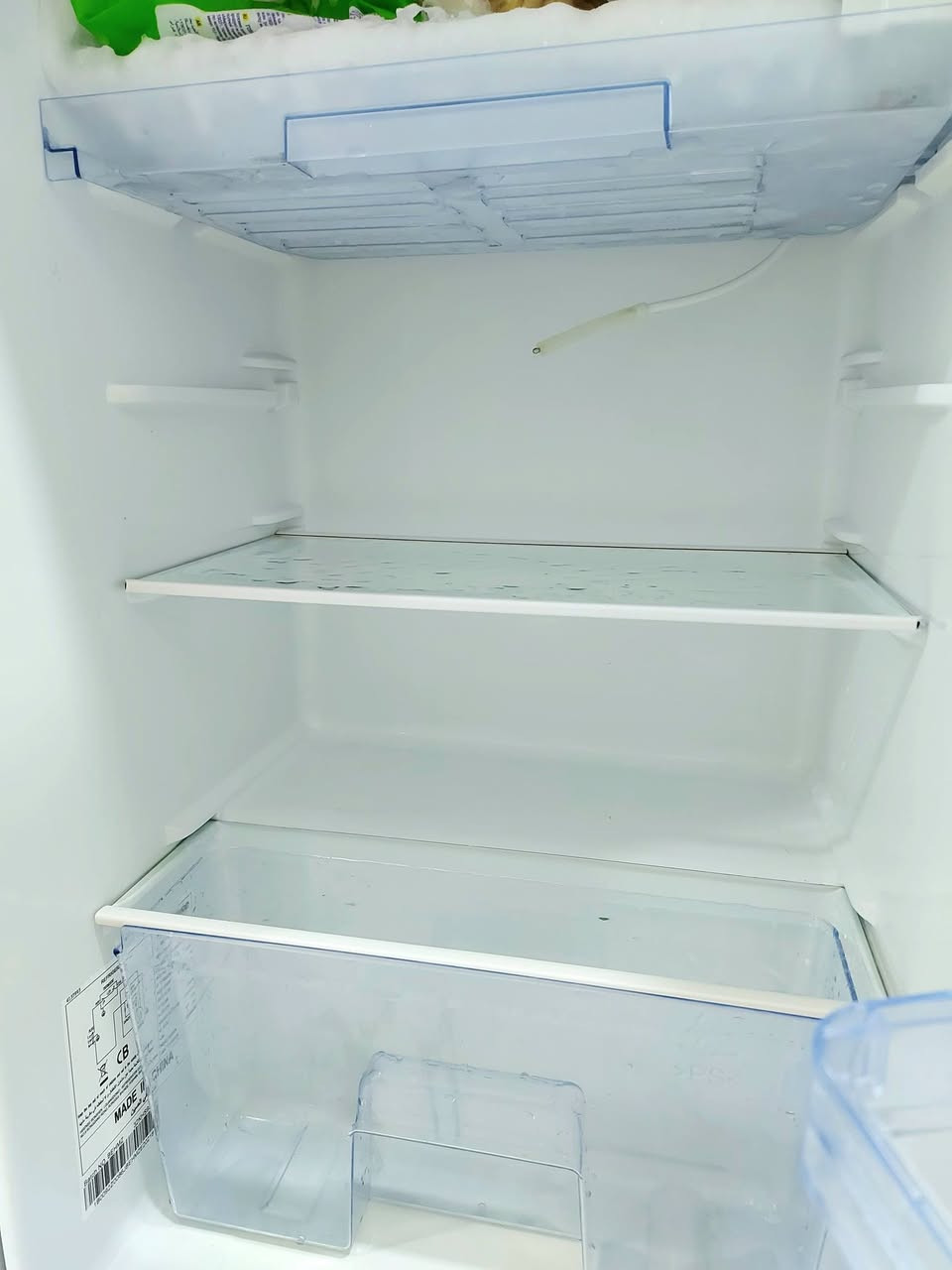 ثلاجة غرفة للبيع شرط التبريد والتجميد وضع الشركة ب 65
***********
