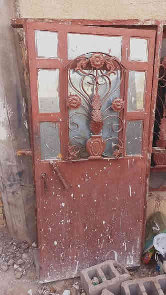 شباك و٣ ابواب كلهن ب٨٥
المسيب حي المعلمين٣ طريق سيد ابراهيم بعد السكه بكيلوين تقريبا بعد اسلاك الضغط العالي ب٢٠٠م 
بيت على جهة اليمنى
***********
يرجى الاتصال قبل المجيء
