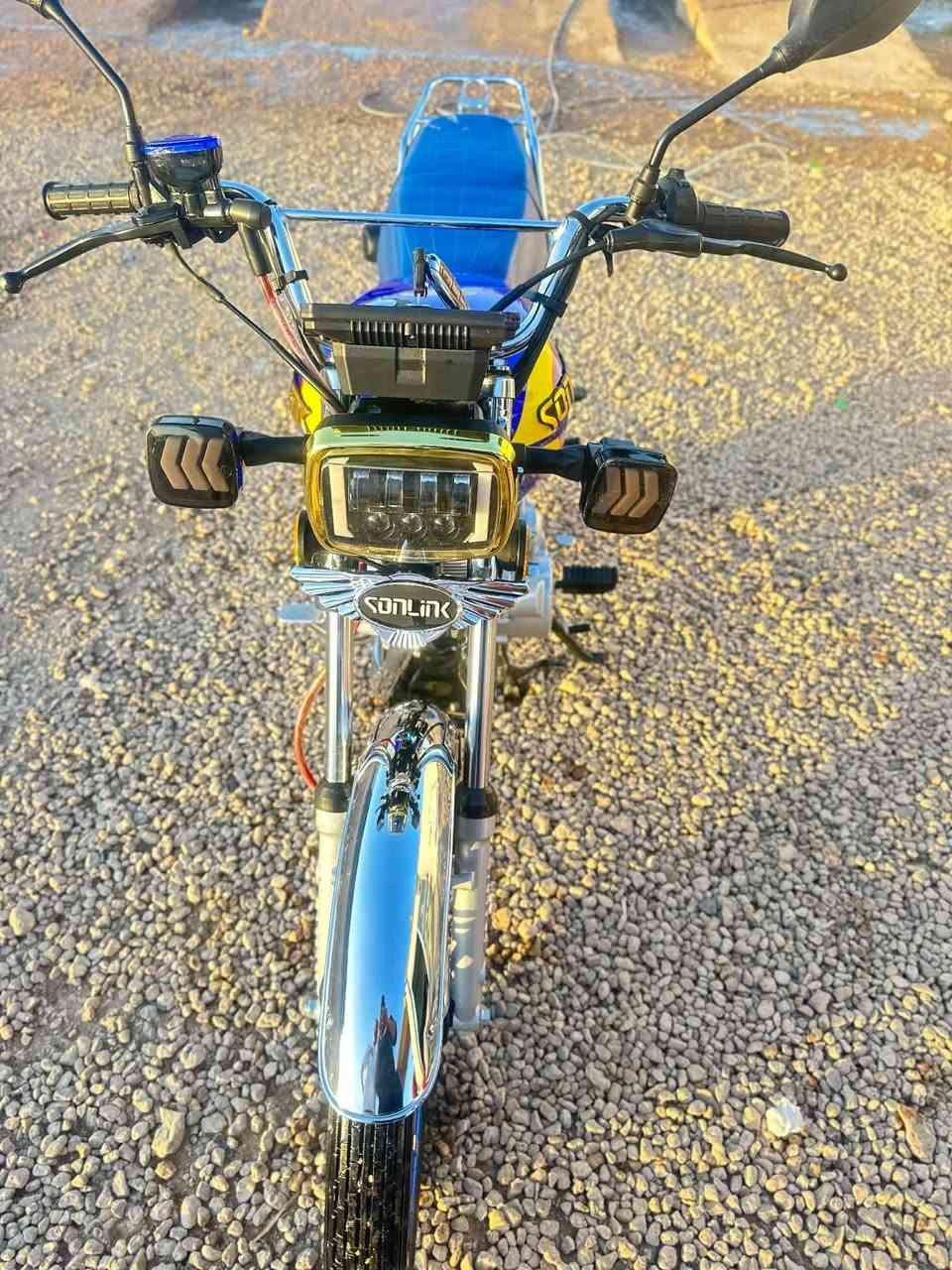 دراجه 2025 للببع ويرهم مراوس حسب القناعه وصلت 725 دراجه بعده وضع شركه ماشيه الفين و600 وقابله لزياده  اوراقه وسويجات وبصمات مكاني القائم حصيبة ***********
