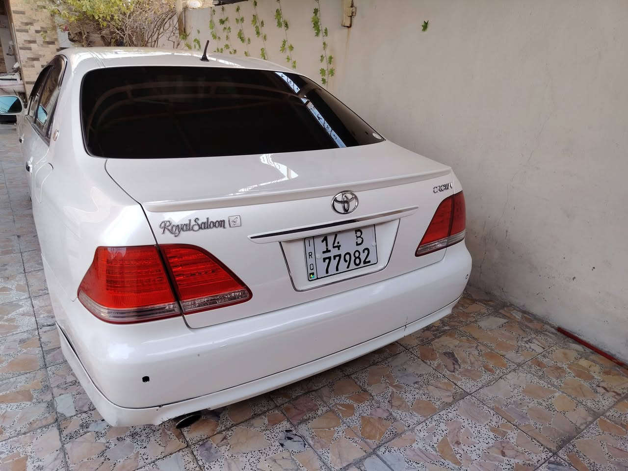 للبيع شاهينه دخول جديد تحويل السياره جديده كفاله صبغ وتبديل وضربه شاصي 82 فول السياره باسمي والفول معروف مايحتاج اذكر المواصفات اي استفسار اتصل على الرقم التالي *********** مكان السياره البصره
