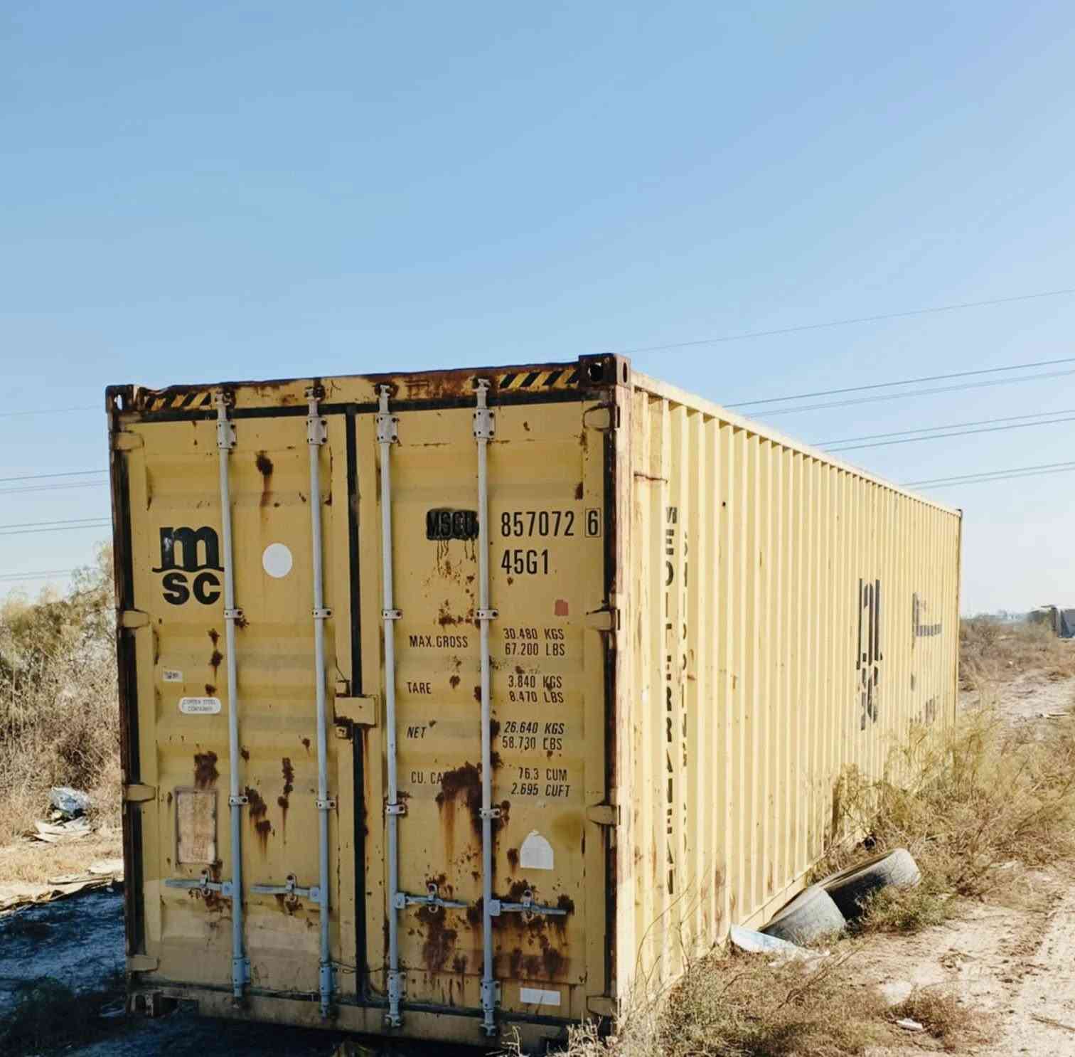 سلام عليكم حاوية للبيع لاستفسار *********** ملاحضة الرقم مابي واتساب
