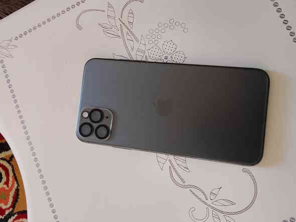 سلام عليكم  ايفون دعش برو ماكس ذكره 256 مبدل شاشه و يردله ترست و بطاريه اصليه ام نسبه 100  مكاني بغداد الحسينه راشديه  سعر 360و بي مجال  رقم الهاتف ***********
