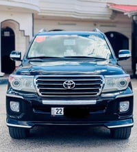 لاندكروزر V8 • ٢٠١٤ • ٥.٧