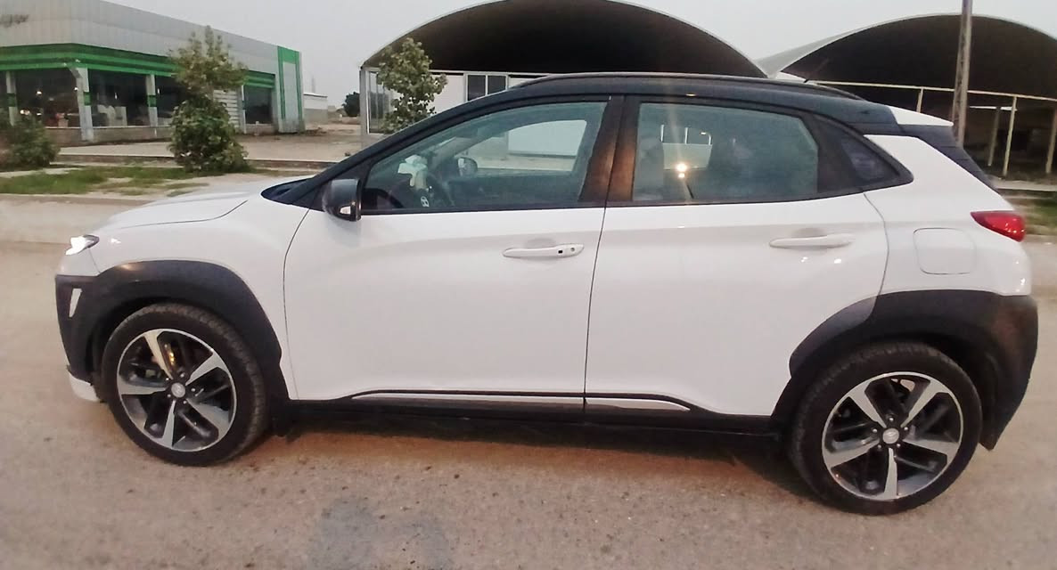 السلام عليكم 
هوندا كونا 
موديل 2018
وارد خليجي لو ابيض
رقم بغداد دولي 
فول مواصفات قماره سوده عدا الفتحه 
تحويل مباشر 
جاملغ خلفي وره السايق صبغ بيه سونار 
محرك 1600
السعر 137
العنوان بابل السده 
الرقم ***********
