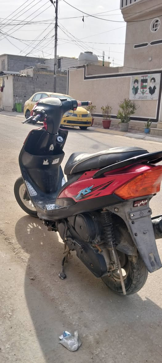 سلام عليكم ماكس عدله للبيع بوشه 55 لون حمره وعدي كفرات رصاصي بلادي السعر 700 وبيهة مجال العنوان كربلاء الحر قرب مرقد الحر *********** بي واتساب
