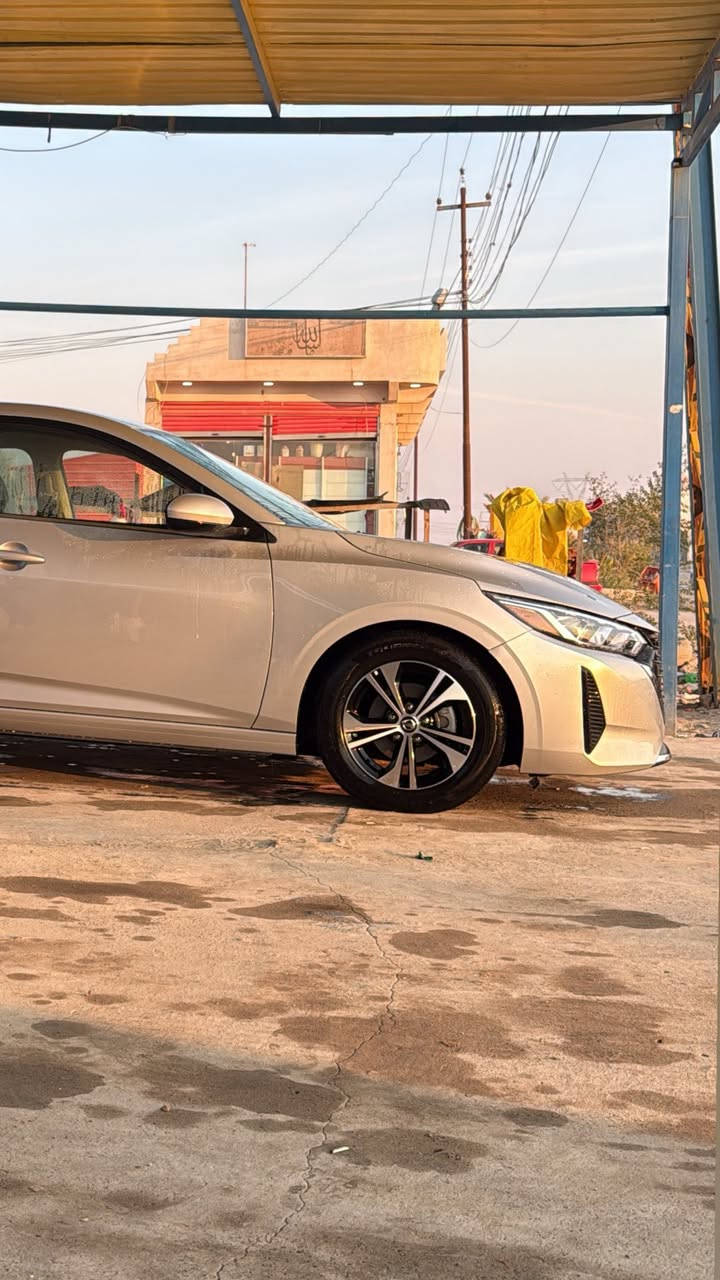 السلام عليكم
للبيع سنترا 23 sv ماشيه 65km 
رادارات حساسات بصمة تشغيل بصمة ابواب 
رقم سليمانيه شرط تحويل 
كير محرك كفاله 
سياره نظيفه ماناقصها شي 
ضرر بنيد وإيرباك دركه فقط 
سعر 148 وبيها مجال
***********
