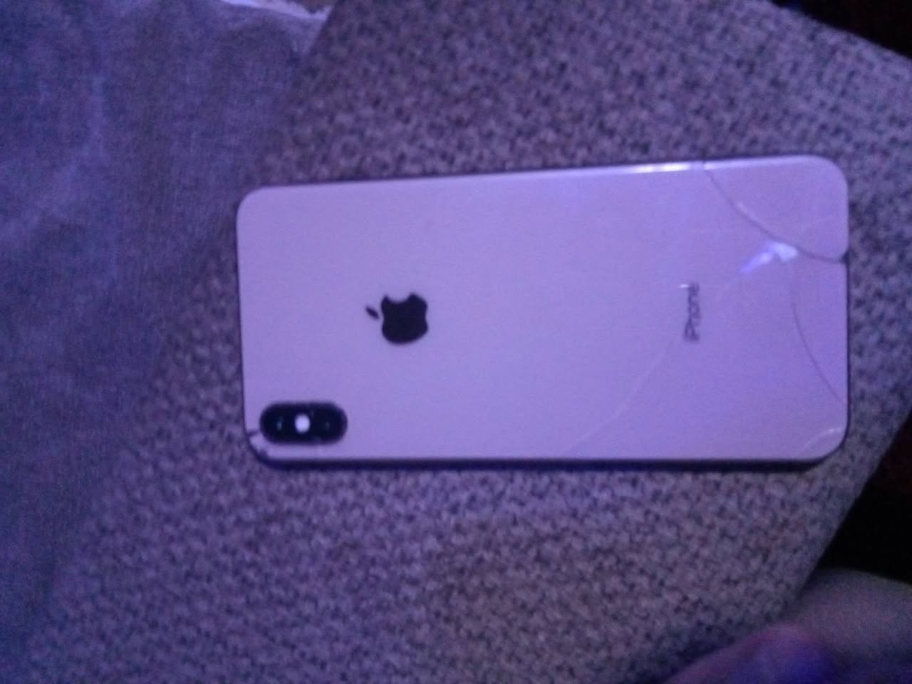 السلام عليكم
اكس اس ماكس
مبدل شاشه 
وبطاريه  100
كلو شغال مابي ايي خلل 
فقط جميه خرجه مال شاشه فطر ما تاثر
ذاكره 64 تك سيم
مرواس ب اكس ار 
او بيع


**إذا كنت صاحب هذا الإعلان وتريد حذفه لأي سبب، رجاءا أرسل رسالة إلى الدعم الفني**