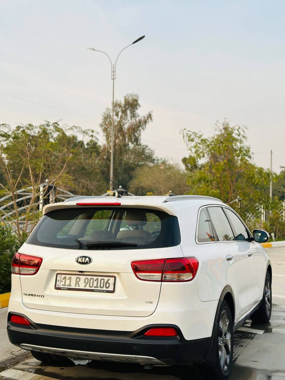 السلام عليكم 
سورنتو 2016 خليجي v6
محرك وكير كله مكفول 
ماشيه 115 ألف 
مواصفات النص فول 
بصمه واشاير بالمري 
واشارة ترحيب وبقية المواصفات المعروفه
السونار مرفق بالمنشور 
*********** للاستفسار 
السعر 202 $ وبيها مجال بسيط 
مكانها ديالى ـ بعقوبة
