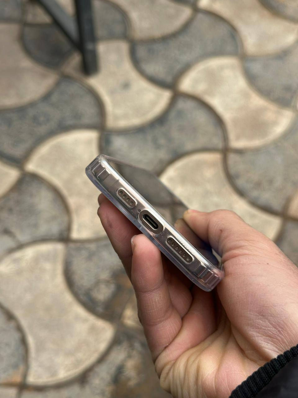 ايفون 16 pro max مكفول من كل شي جديد جديد ملحقات كامله بطاريه 94 ذاكره 256 السعر 1350
***********مكاني النجف
