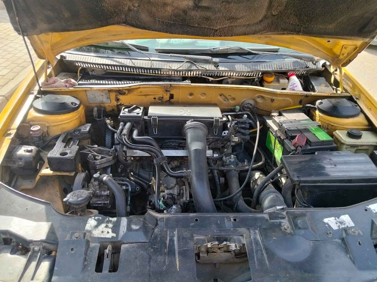 السلا عليكم سمند موديل 11 سياره جاهز تجي وشوف بعينك تبرد تختم تاير لا ضربه سعرهه 18 وبيه مجال***********
