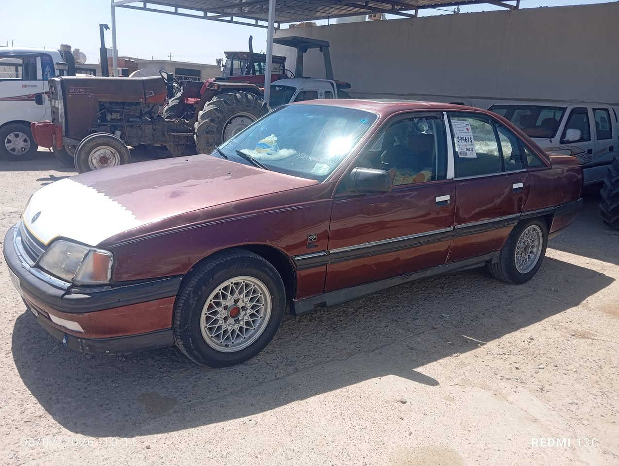 سلام عليكم سياره للبيع اوميكا موديل 91محرك وكير شرط سياره بسمي دفتر بانزين سياره نظيفه مال جناي صدر امامي خلفي نظيف فول جديد ***********مكاني الحويجة السعر خابر وتدلل
