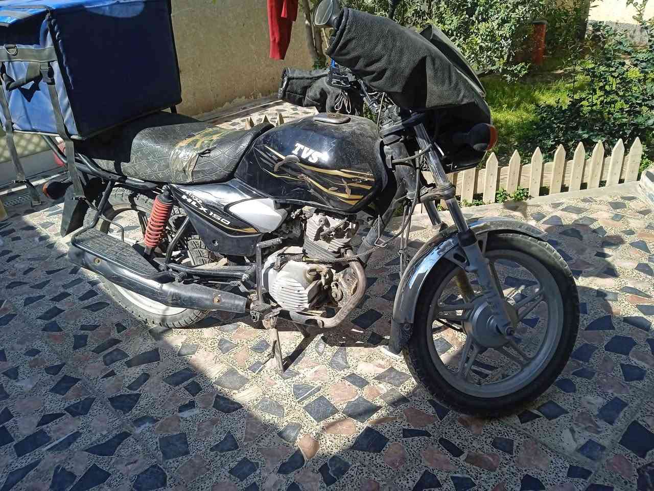 سلام عليكم تي في اس دراجه نضيفه مجفت جديد لاتبخير ولاتنقيص شغاله سلف وهندر أوراق كامله اصوليه سعر 750وبيها مجال قليل مكاني بغداد شعب ***********
