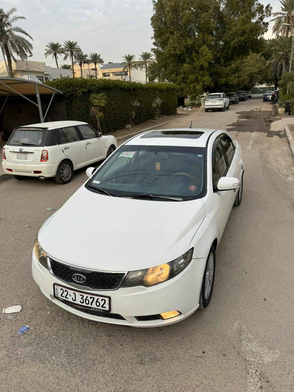 كيا سيراتو 2010  كير محرك كلة مكفوال بيهة بس باردة خفيف بين بابين صبغ  ربع البنيد فقط وباقي كلة مكفوال كفالة عامة تحويل مباشر شوكت ما تحب سعر 105 بيها مجال للطيبين مكان سيارة الكاظمية ***********
