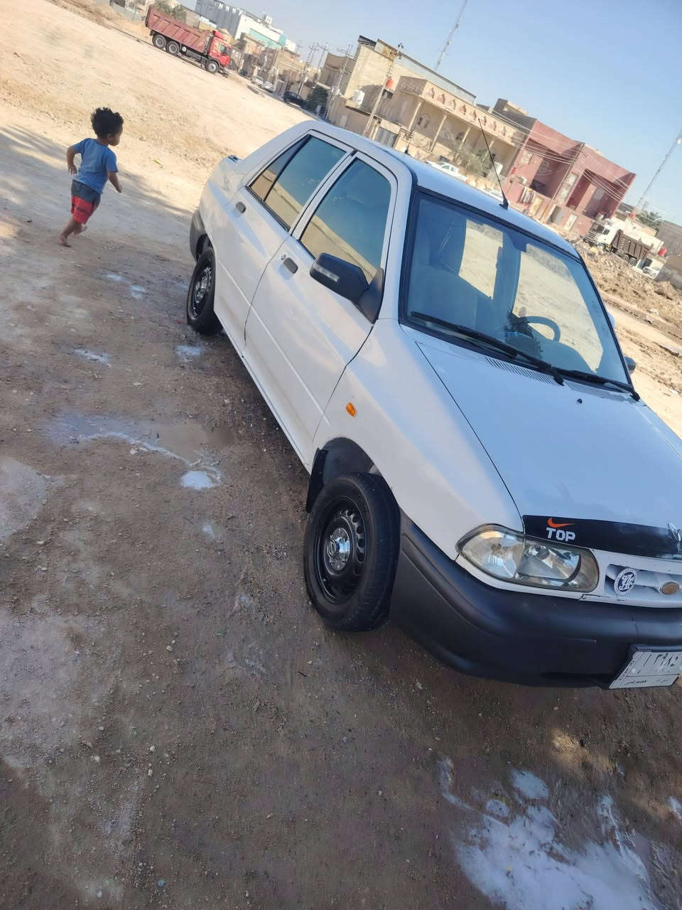 السلام عليكم سايبه للبيع٢٠١٥ تخم تاير كهربايات كله شقاله كير ومحرك كفاله السياره برغي ماعوزهه رقم ذي قار بسمي تحويل ثاني يوم السعر ٣٧ بيه مجال قليل *********** مكان البصره الزبير مامتواجد على النت
