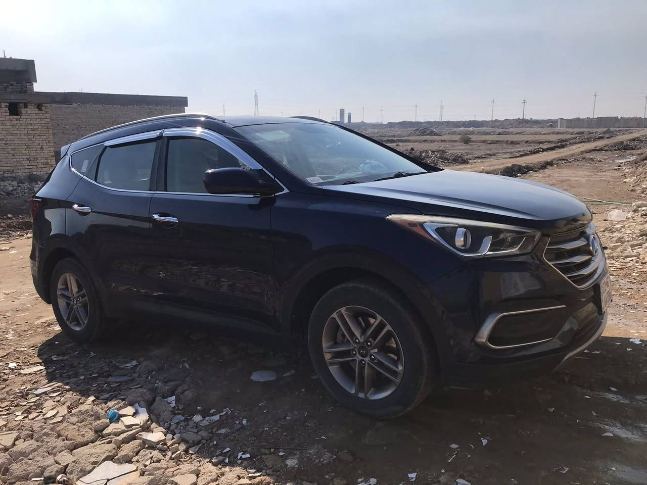 السلام عليكم 
سنتافي امريكي  2018  للبيع 155  حادث كلين دعاميات فقط وموجودة الصور  والسونار للاستفسار 4 سلندر
***********
