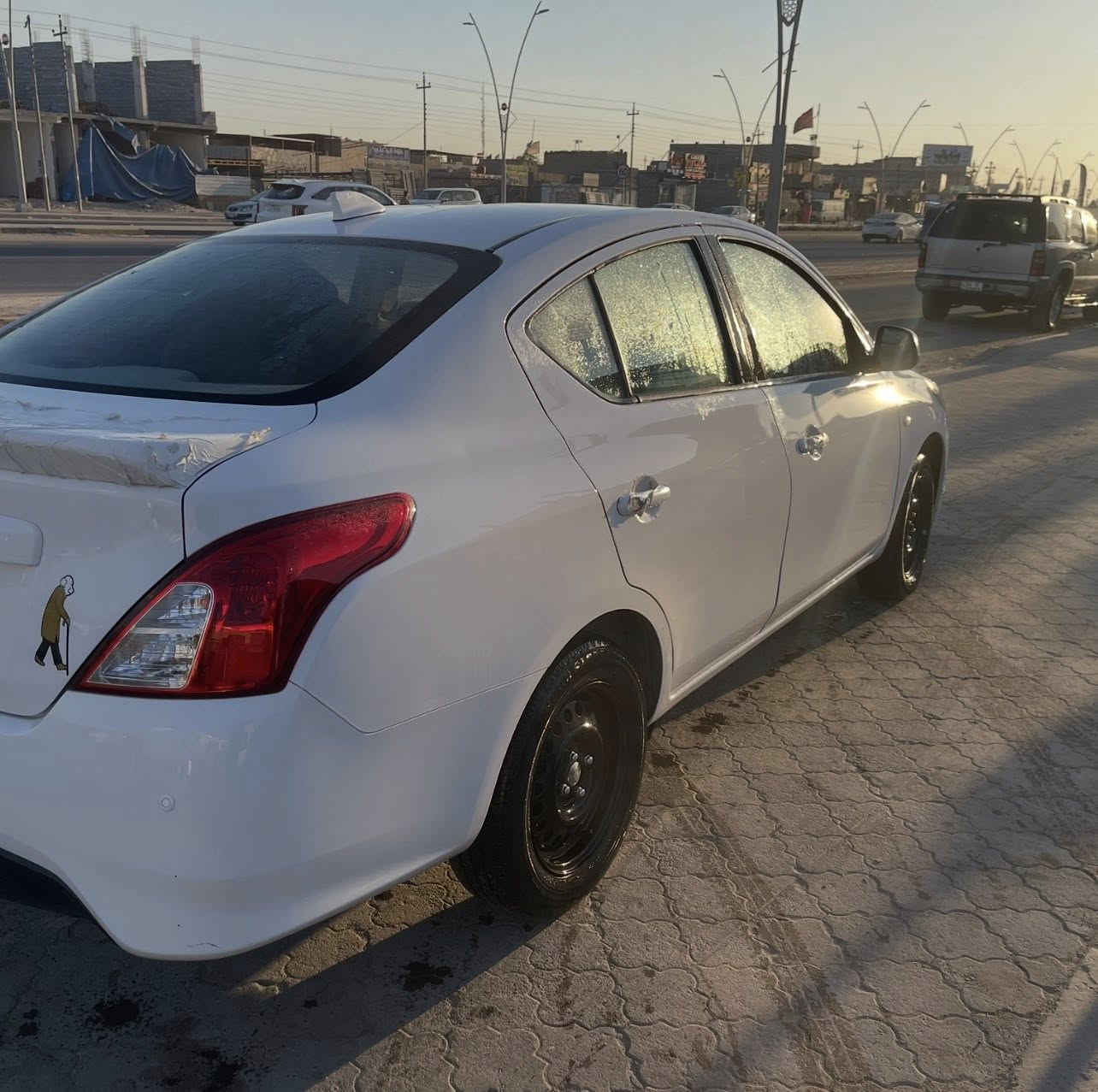 سني هندي بليته زركه 2024
ماشيه 32الف
مكفوله من الصبغ والبارد والتبديل
 بيها فقط شخط بسيط موضح بالصور 
127 ورقه وبيها مجال بسيط 
مكانها بصره /قبله/ حي الجامعه‭٠٧٧٢ ٥٠١ ٩٣٤١‬
