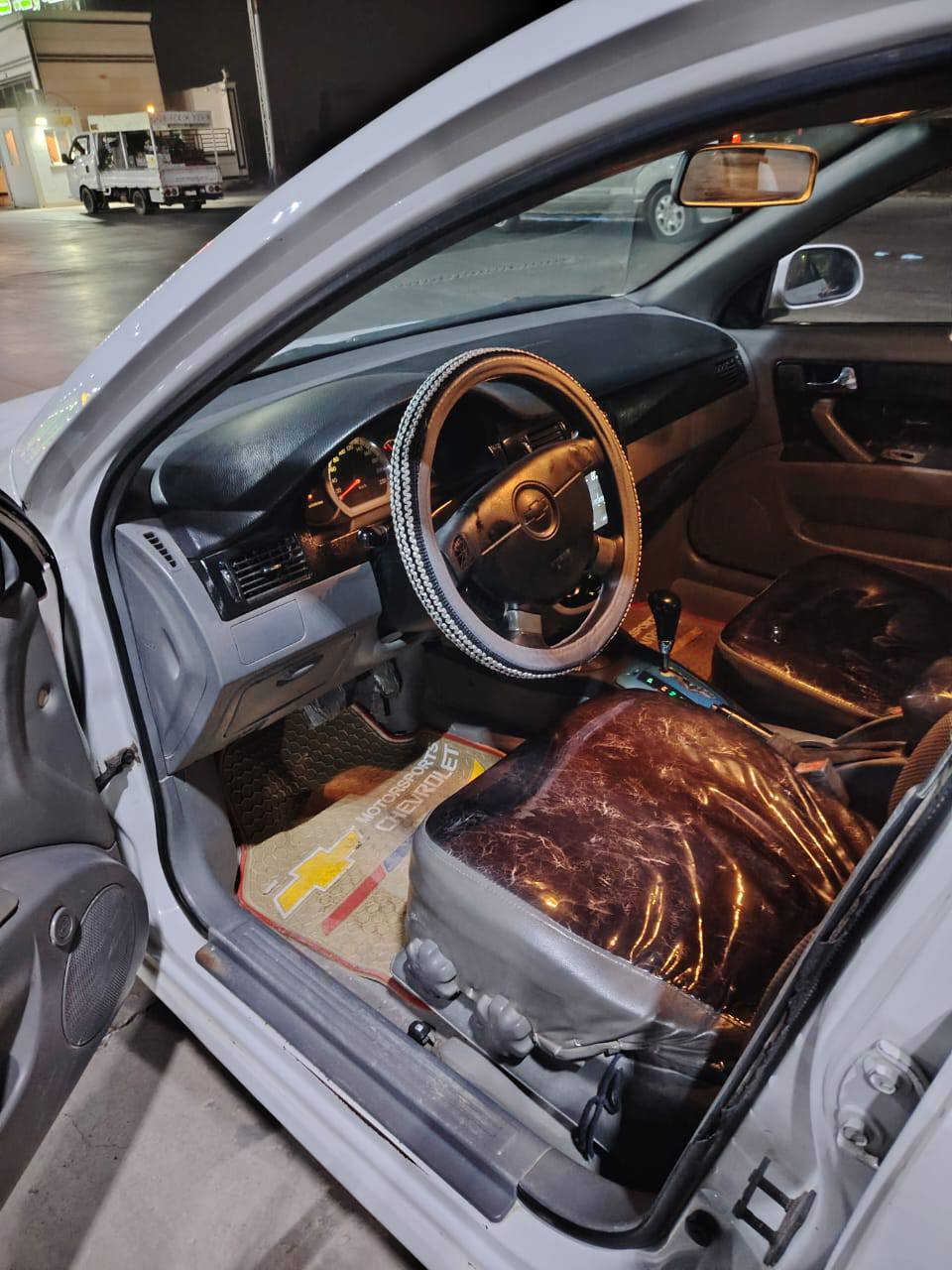 سلام عليك سياره وبتره البيع موديل 11 خليجي كير #
وتماتيك مكينه وكير وحداديه وتبريد مكفولات سياره مكفوله من ضربه وتبديل وصبغ سنويه بل 25 مشروع وطني مداور ثاني يوم  السعر 63 وبيه مجال حك جيه  العنون ميسان قلعه صالح  ***********
